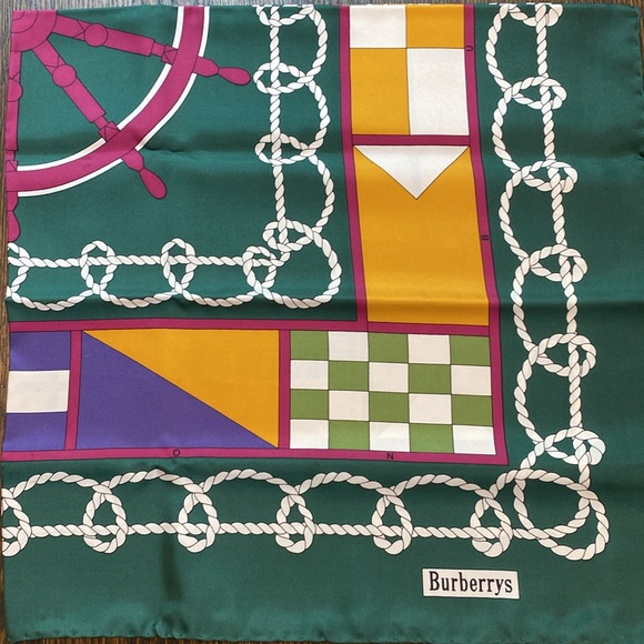 Burberry scarf - Picture 5 of 7